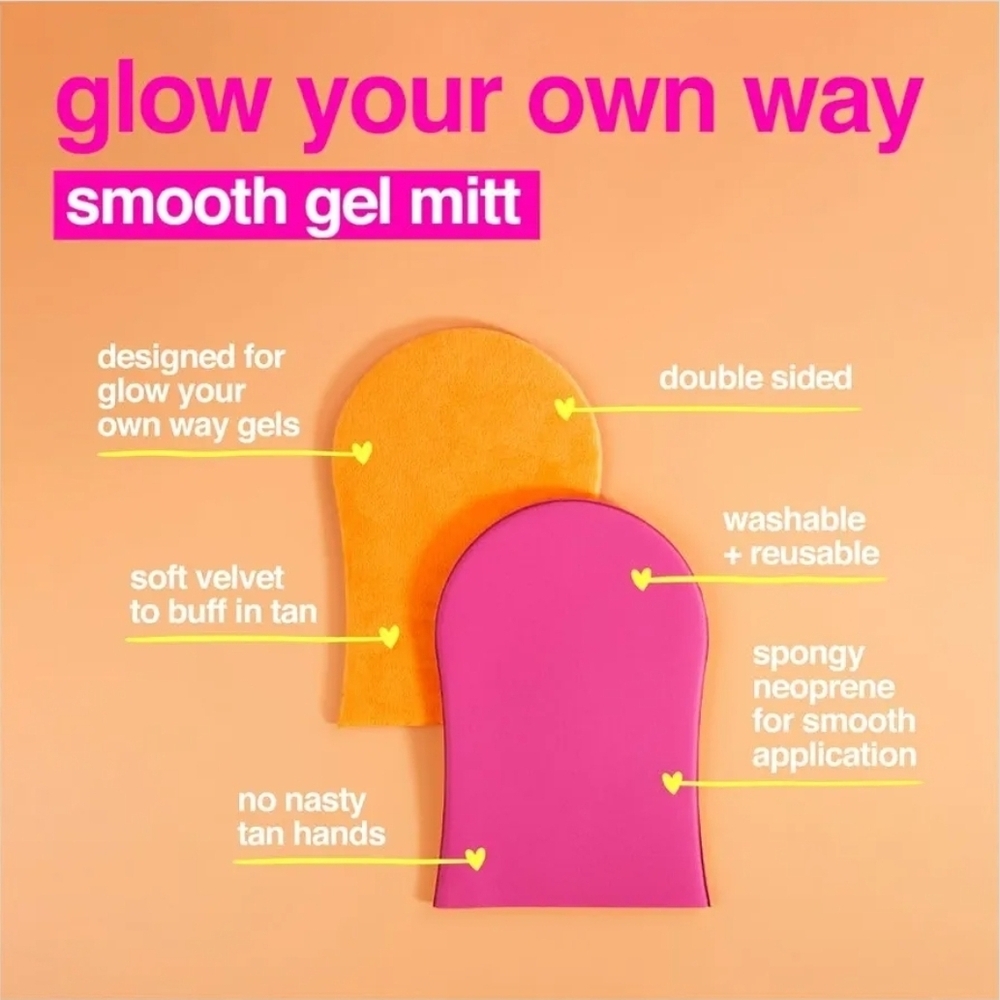 b.tan Glow Your Own Way Smooth Gel Self Tanning Mitt Reusable Pink NEW